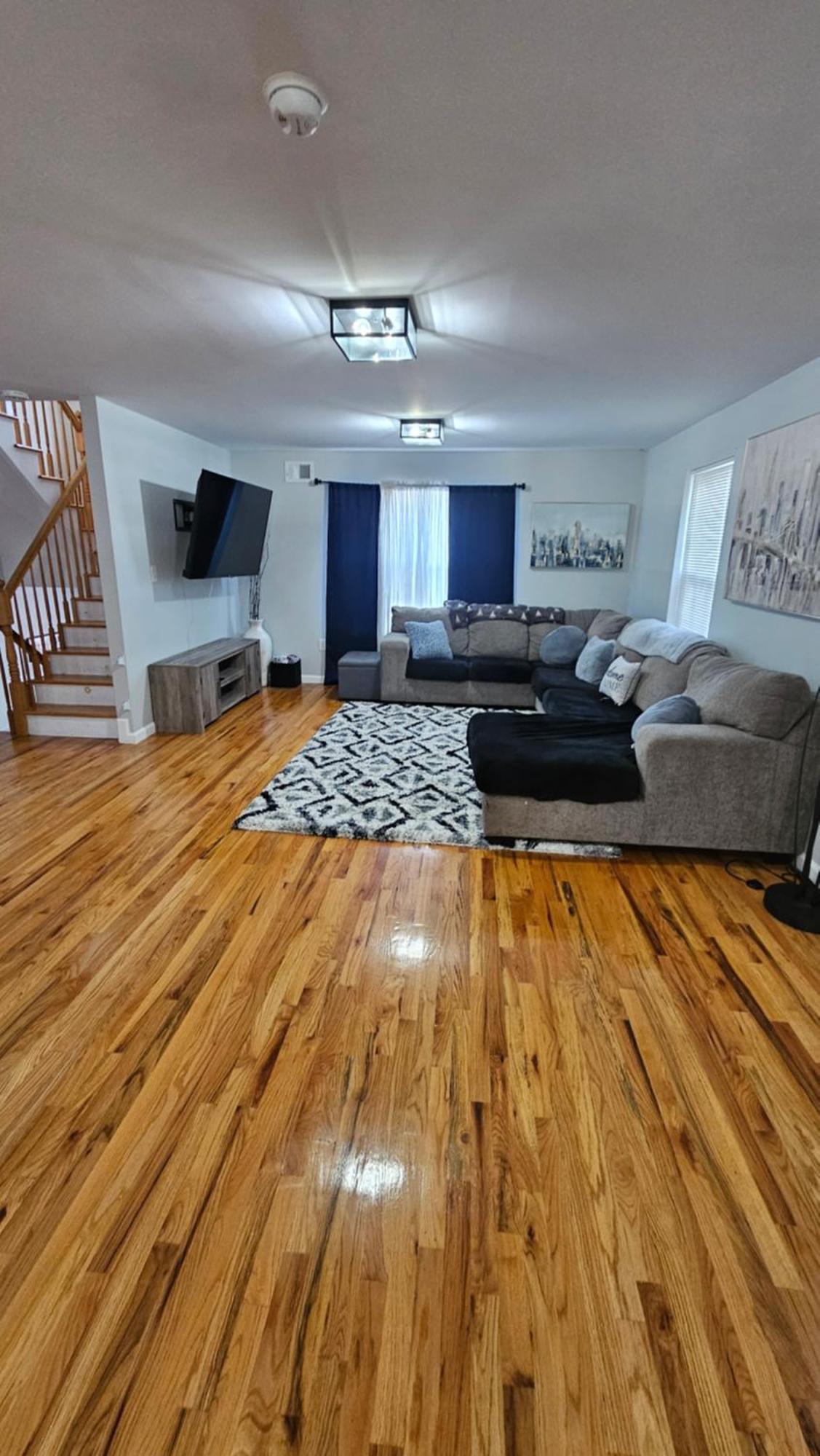 Nyc & Downtown Commuter Dream Newark