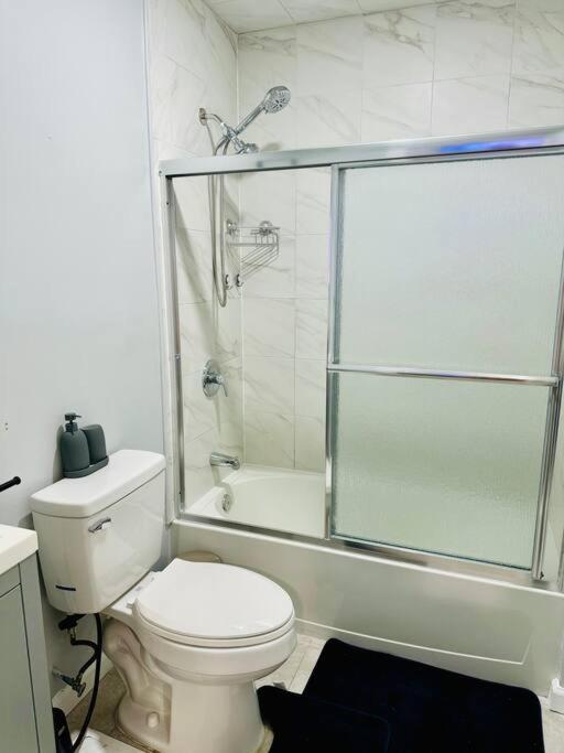 Luxury 2 Bedrooms 1 Bathroom Near Nyc And Ewr Newark