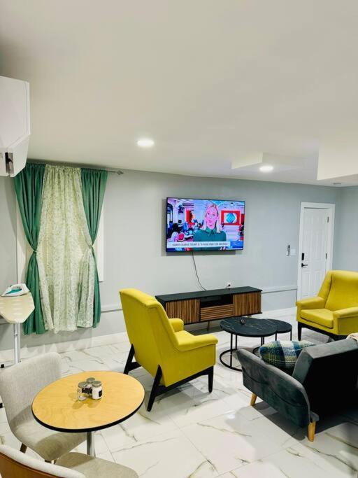 Luxury 2 Bedrooms 1 Bathroom Near Nyc And Ewr * Newark