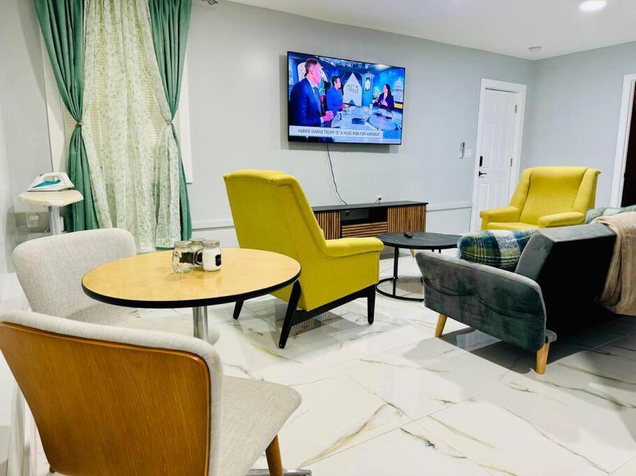 Luxury 2 Bedrooms 1 Bathroom Near Nyc And Ewr *