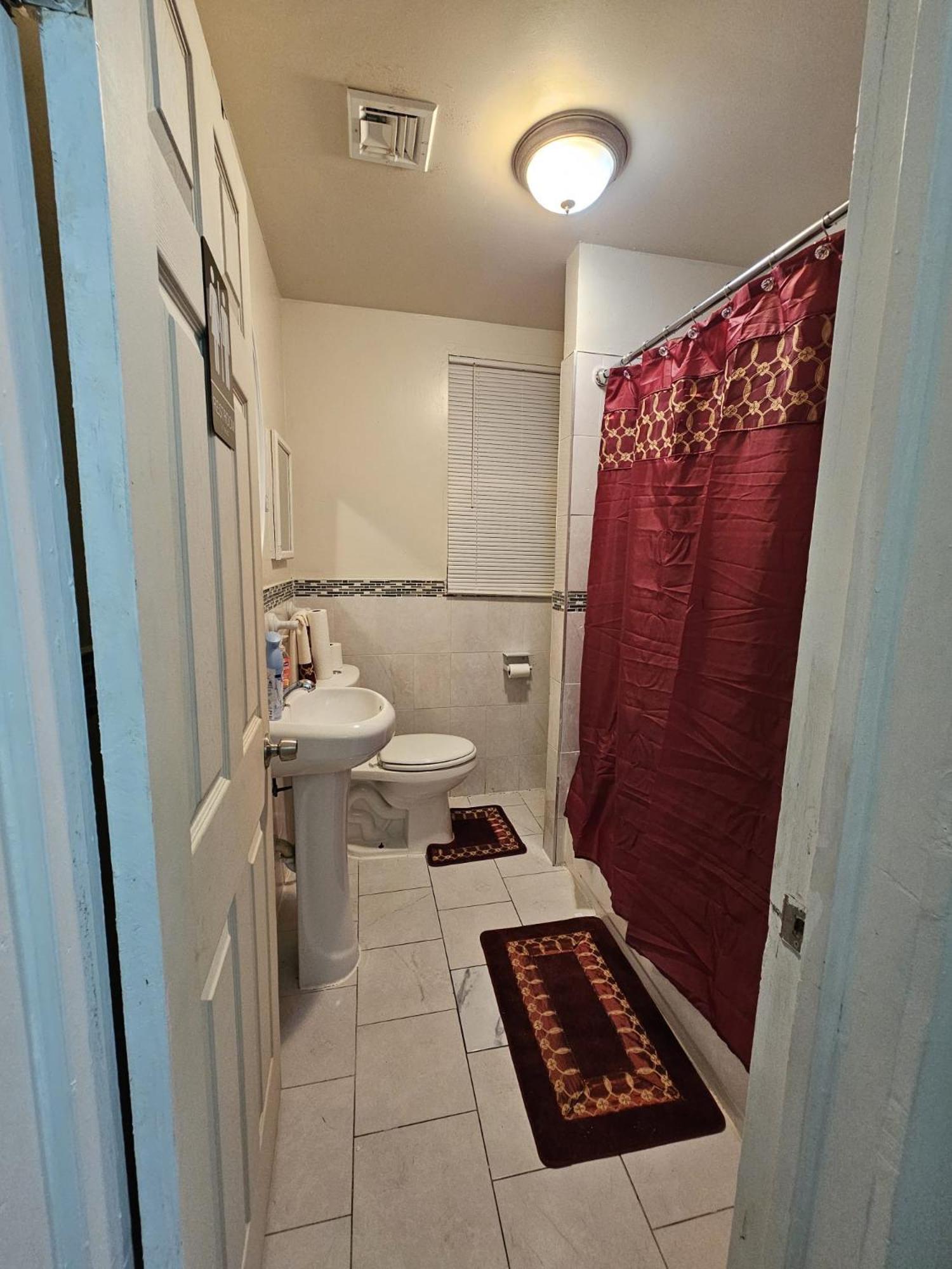 3f8-chelsea In-unit Washer Dryer And Tv Homestay *