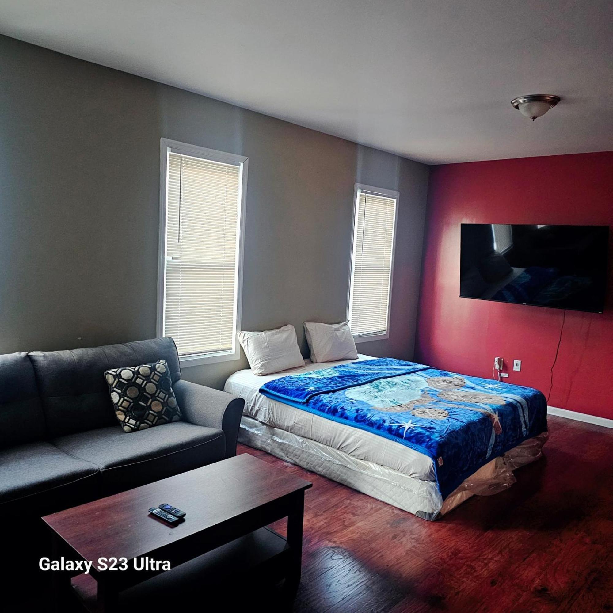 Guest house Divine & - 283 Lehigh Ave *