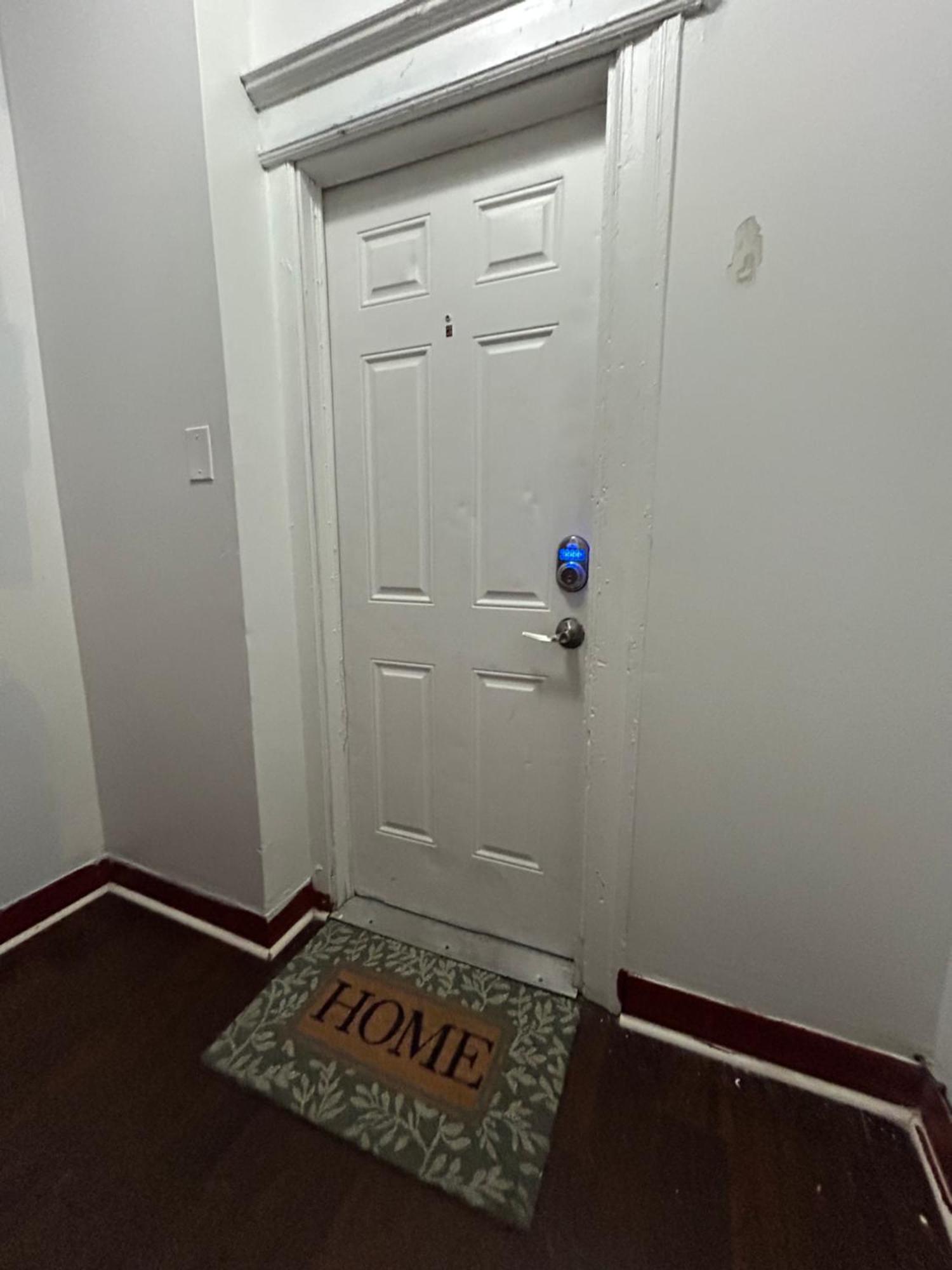 2f4-chelsea In-unit Washer Dryer And Tv *