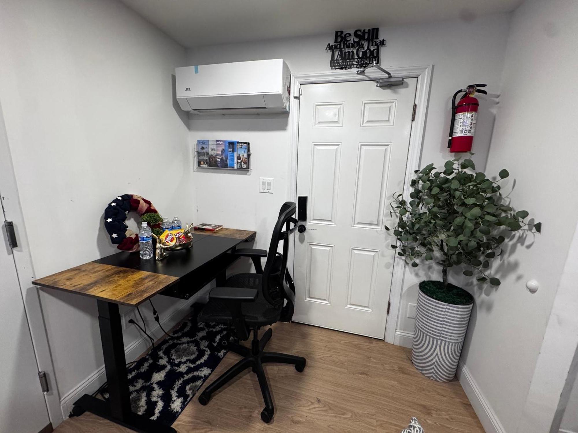 Exquisite 3 Bedrooms Newark