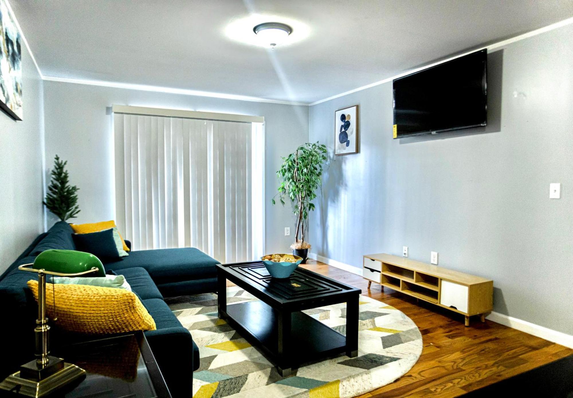 Urban Oasis Spacious 3br 2ba Patio Oasis Near Nyc Ewr American Dream Mall Apartment *