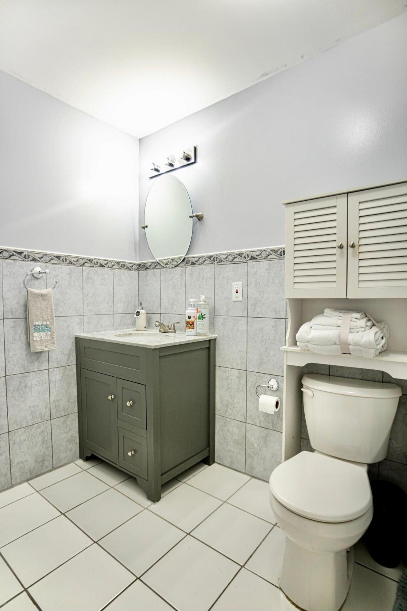 Urban Oasis Spacious 3br 2ba Patio Oasis Near Nyc Ewr American Dream Mall Newark