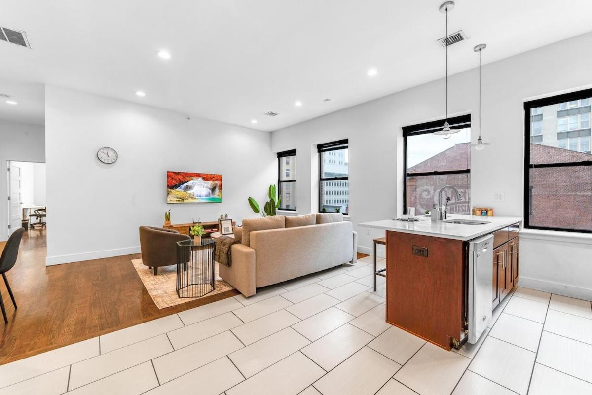 20 Min To Manhattan! 2br Luxurious Comfy & Spotless Apartment *