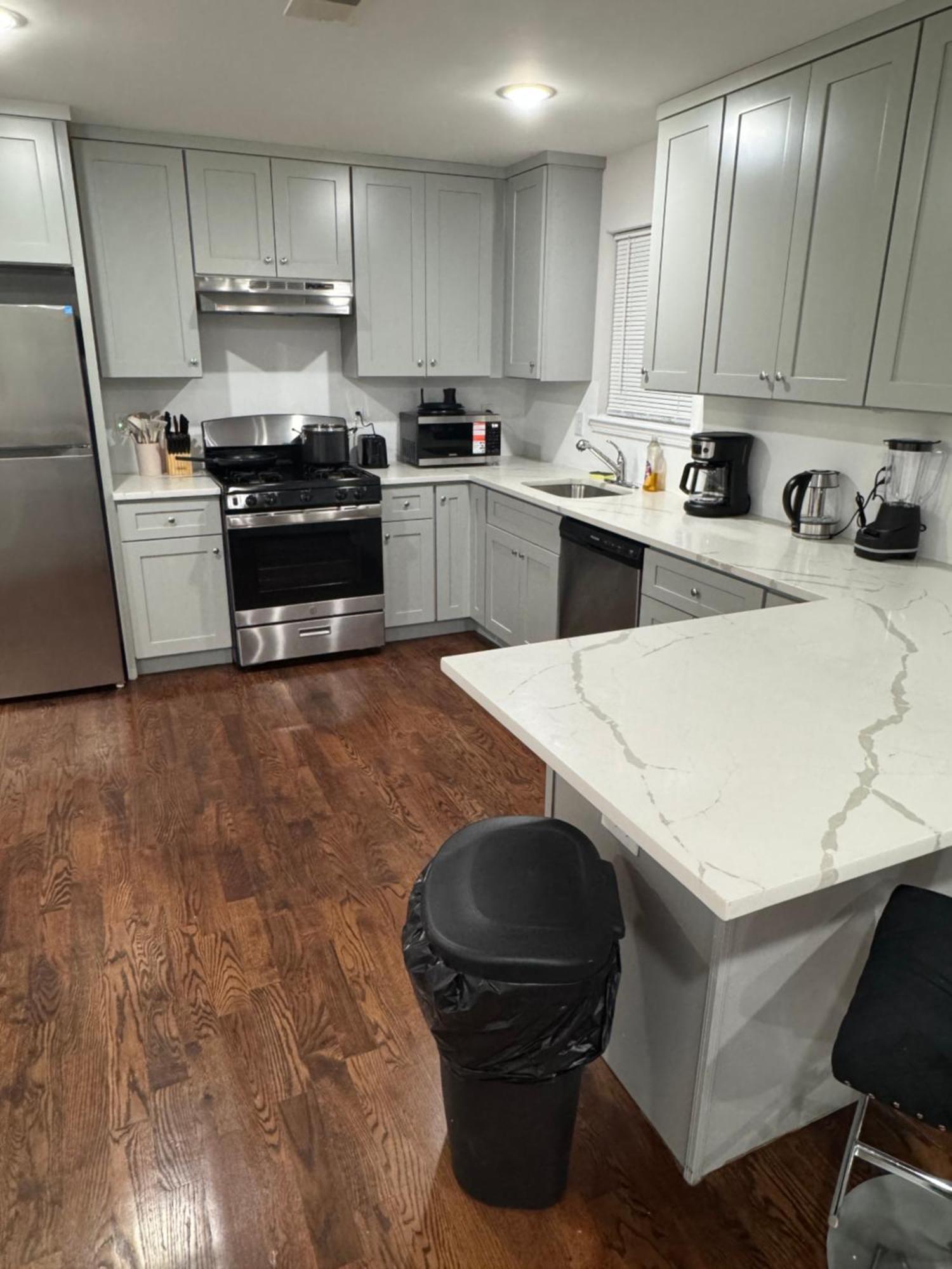 Modern Escape Homestay Newark