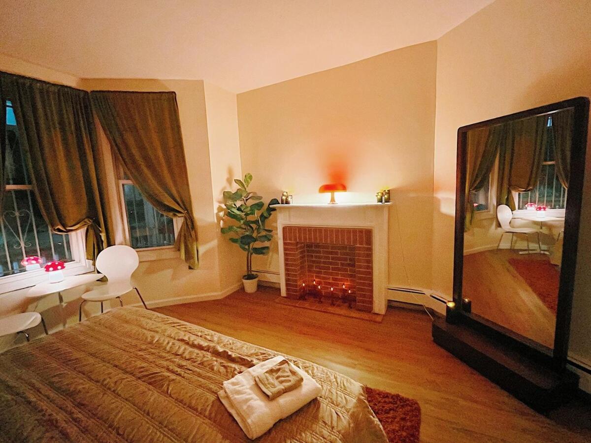 3 Bdrm Stay! Trippy King By Dwtwn Nwk *