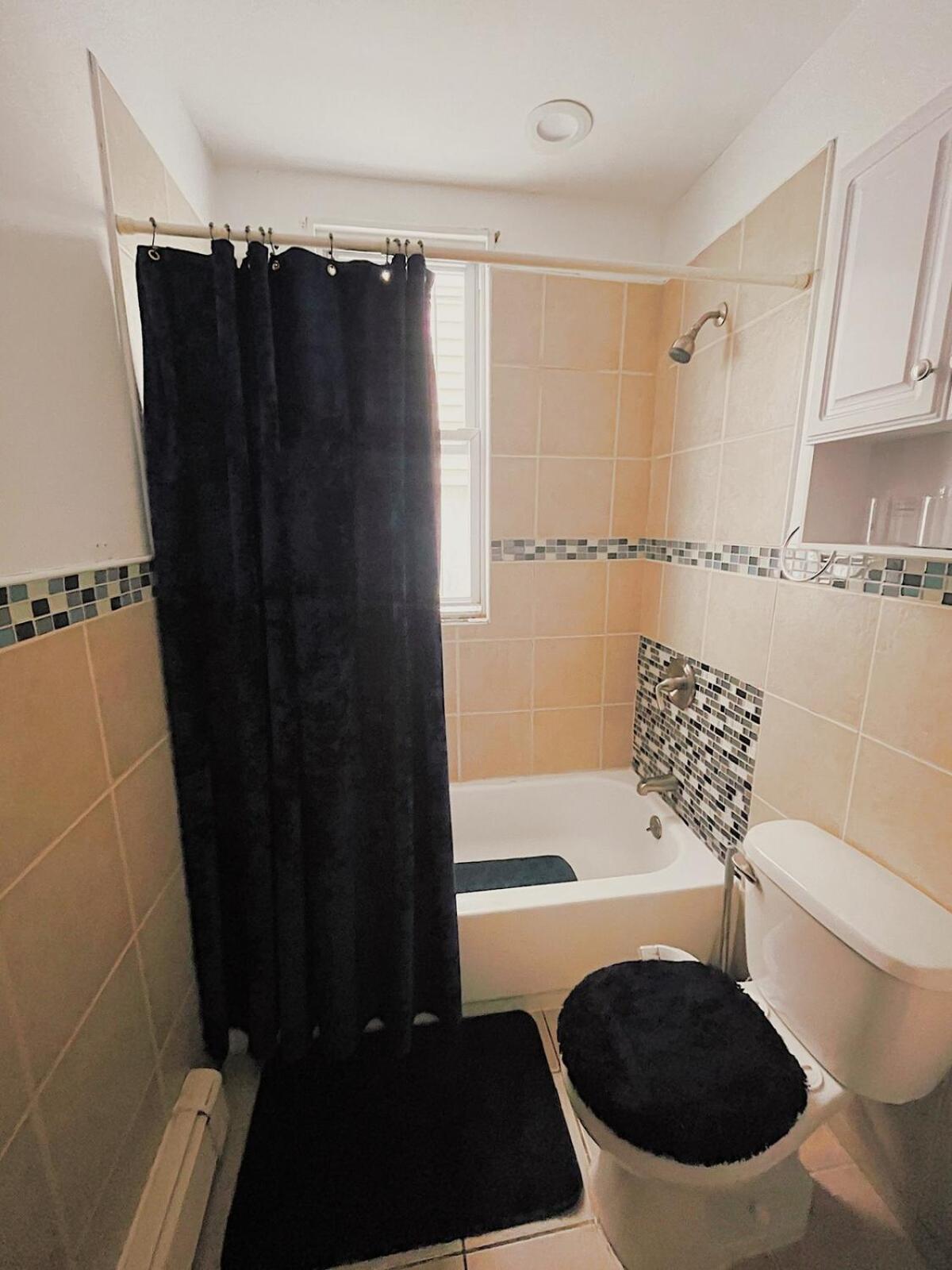 Holiday home 3 Bdrm Stay! Trippy King By Dwtwn Nwk *