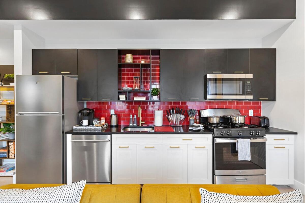 1a Prime Area Near Nyc And Ewr 98 Walk Score Apartment Newark