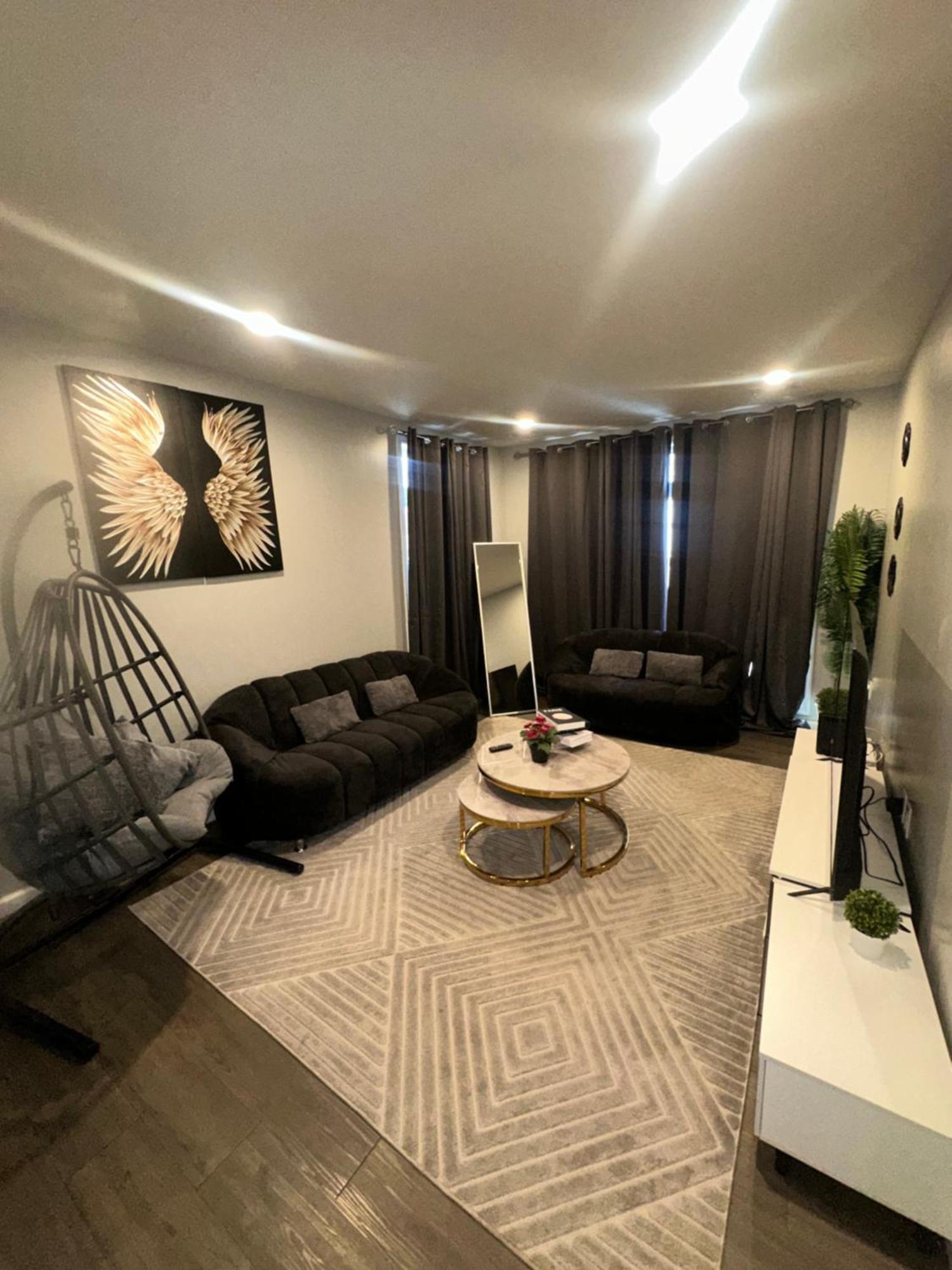 Elegant By Ewr & Pennstation Apartment