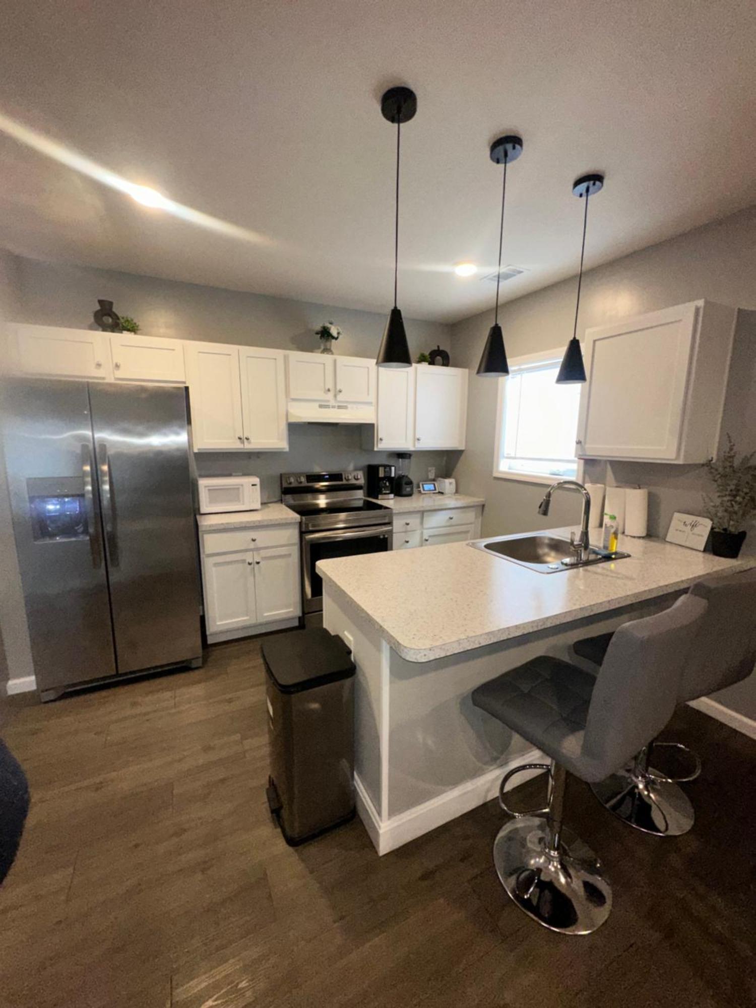 Elegant By Ewr & Pennstation Apartment