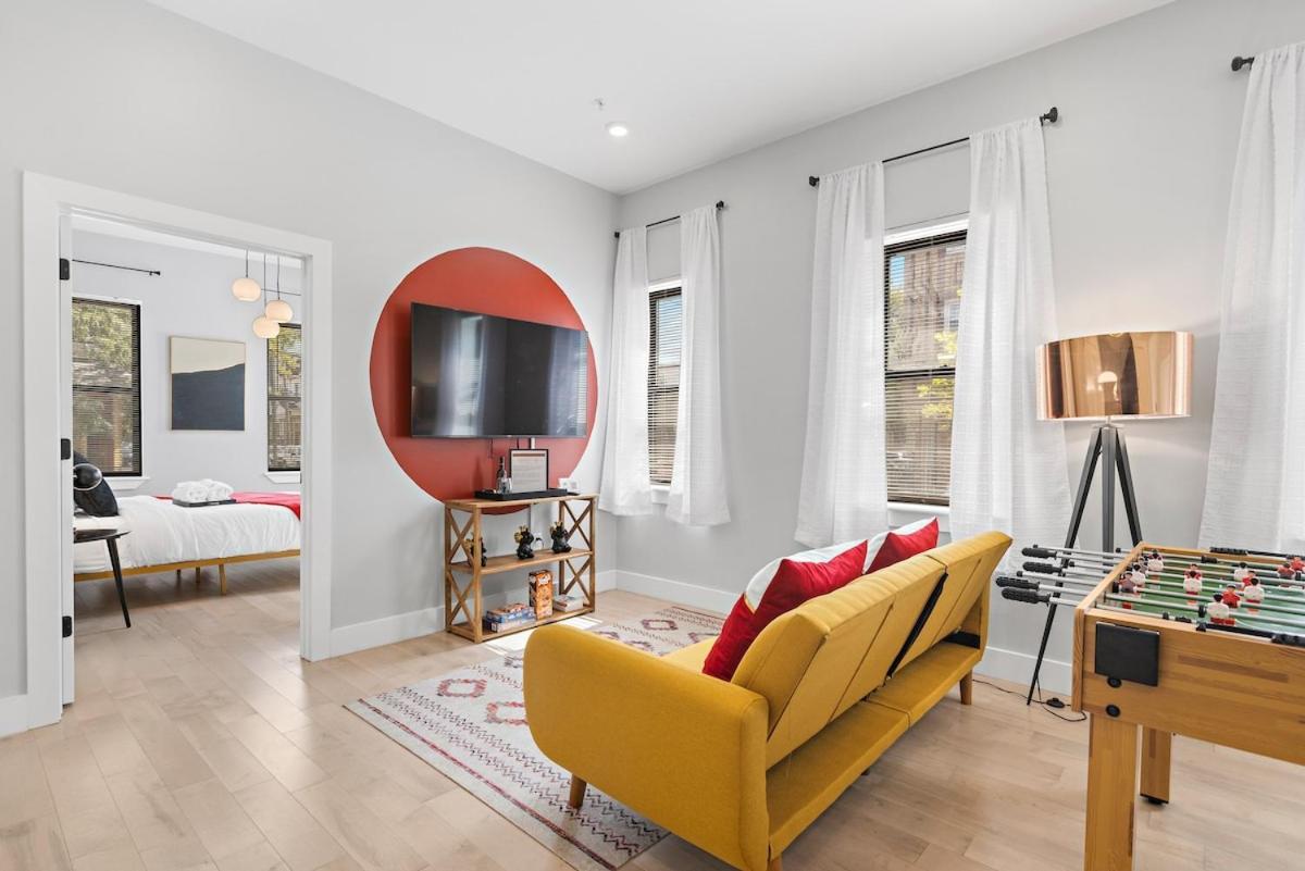 4 Near Downtown Apartment