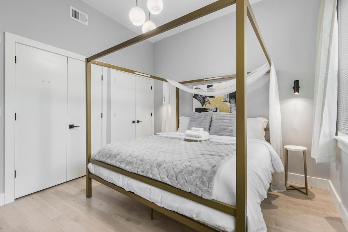 4 Near Downtown Apartment *