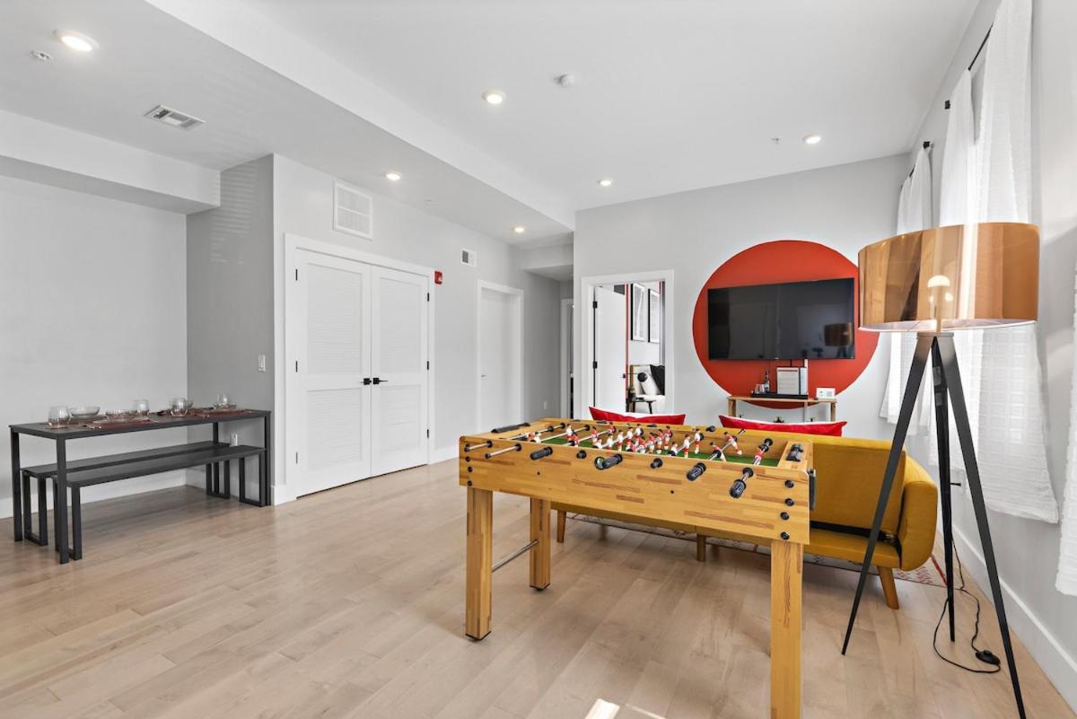 4 Near Downtown Apartment *