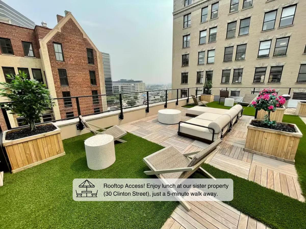 20 Min To Manhattan! 2br Luxurious Comfy & Spotless Apartment Newark