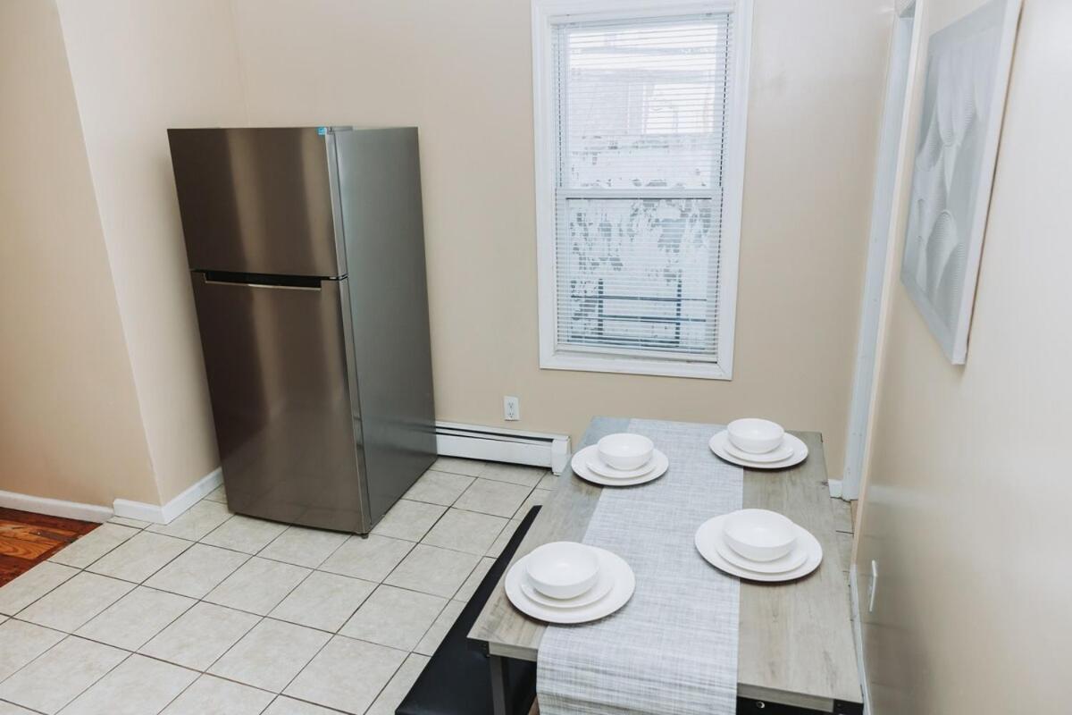 Nyc 2 Bed America Dream Mall Train Station Apartment