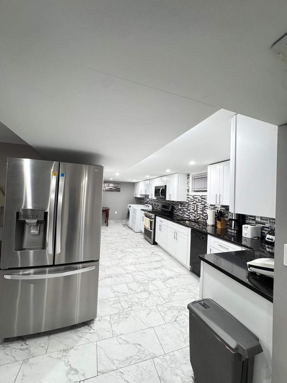 Apartment 2-bedroom Sleeps 6 Near Ewr & American Dream