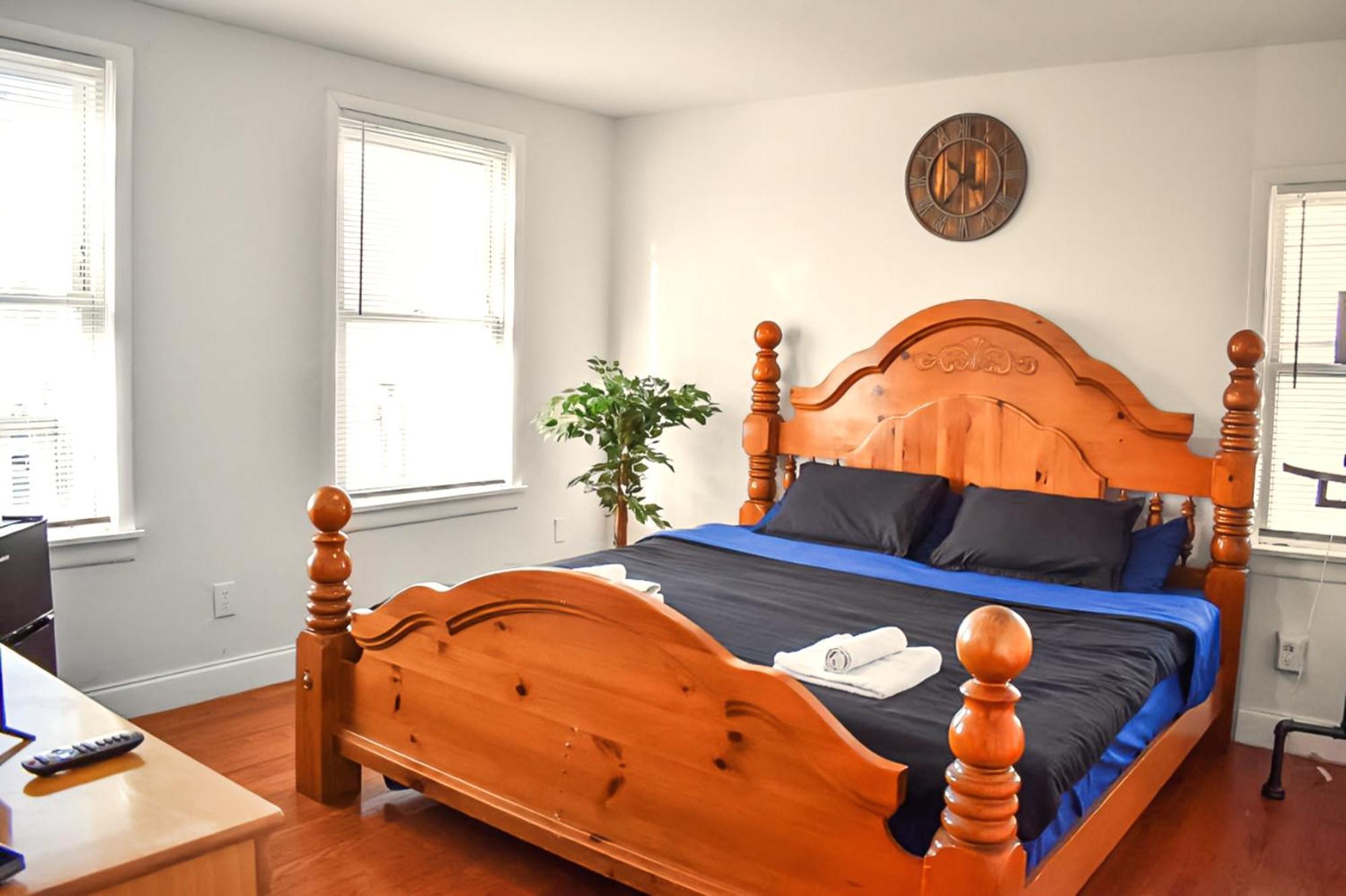 Spacious Cozy Retreat, Sleeps 10, Near Nyc & Ewr Newark