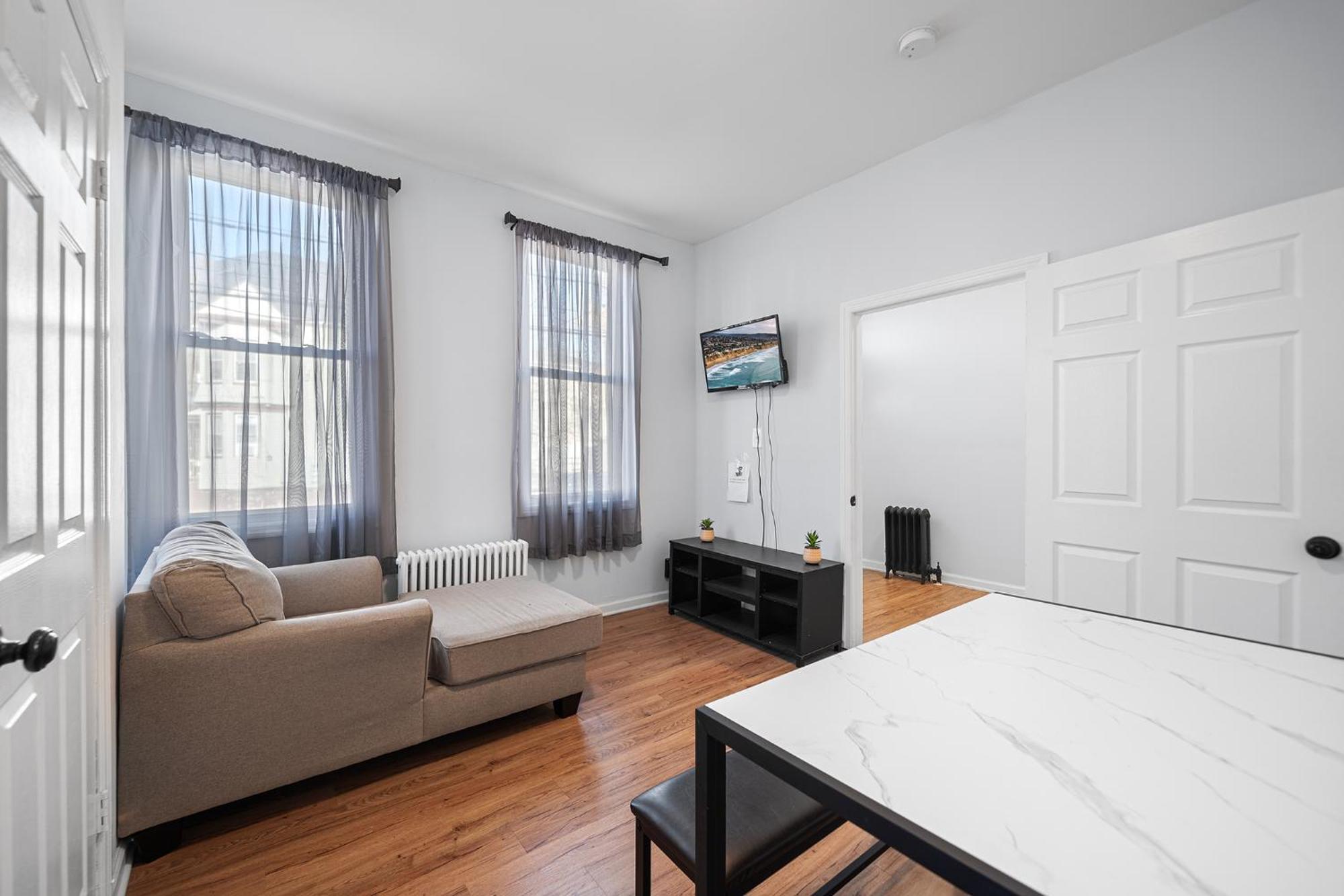 Luxurious Townhouse Near Nyc