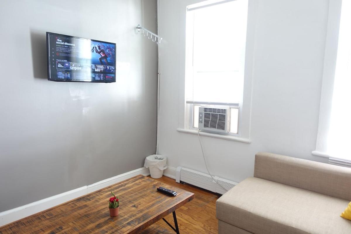 To Visit Nyc-subway Access Holiday home