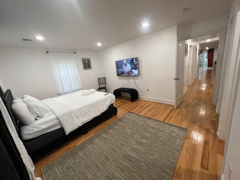 Exuberant 3king 6 Mins Ewr/ Nyc Holiday home Newark