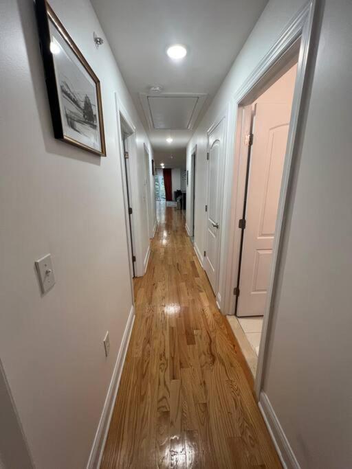 Exuberant 3king 6 Mins Ewr/ Nyc Holiday home Newark