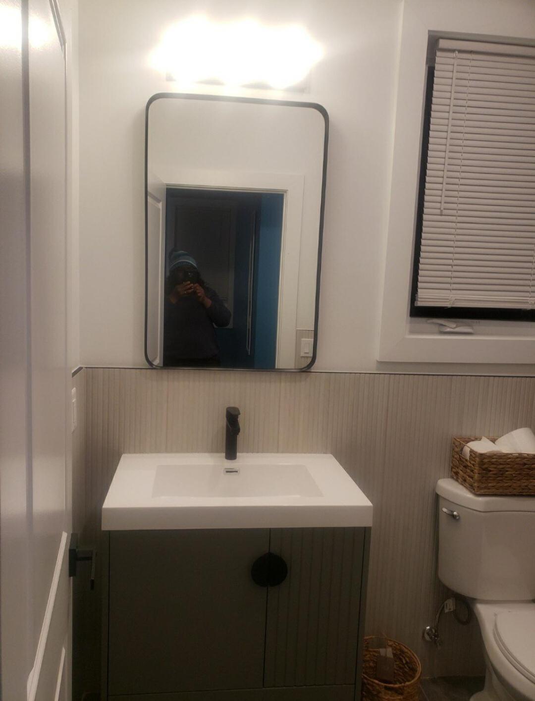 Apartment Comfy 3 Bedroom House Newark