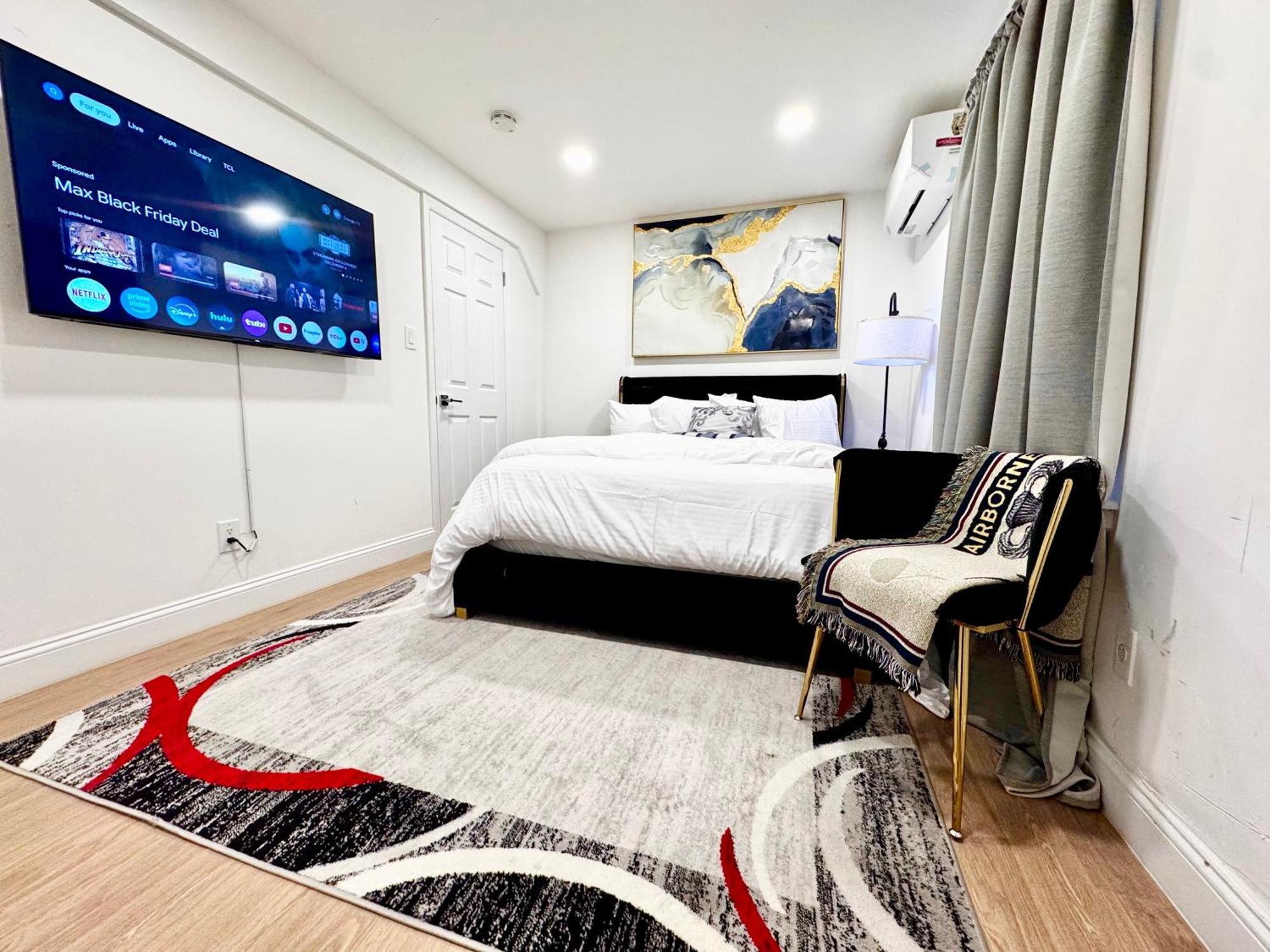 Exquisite 3 Bedrooms *