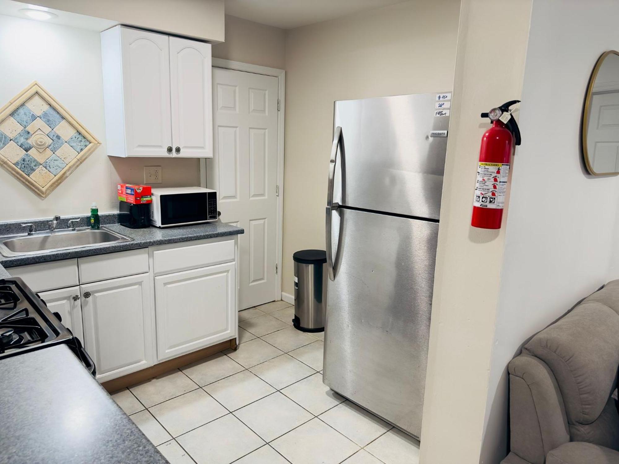 Cosy Bedroom 6 Minutes To Ewr Prudential Pen Station Guest house
