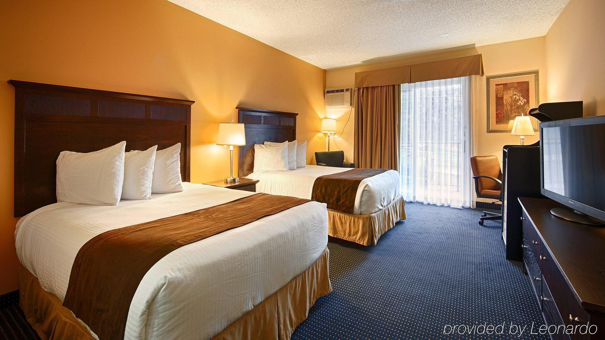 Hotel The Avenue 3*