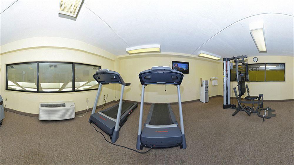 Hotel Howard Johnson By Wyndham Airport Newark