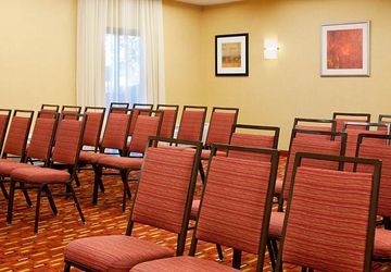 Hotel Courtyard By Marriott Newark