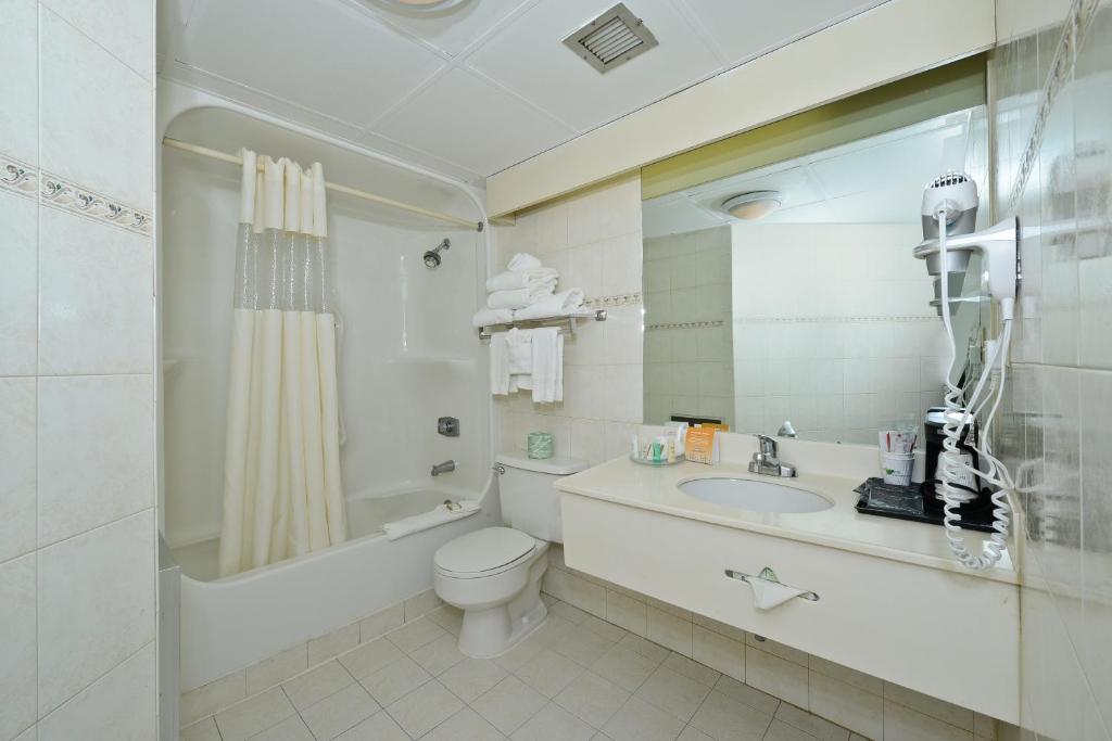 Howard Johnson By Wyndham Airport Newark