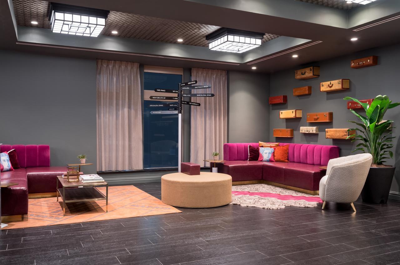 Hotel Tryp By Wyndham Downtown 3*