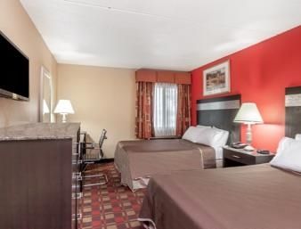 Howard Johnson By Wyndham Airport 2*