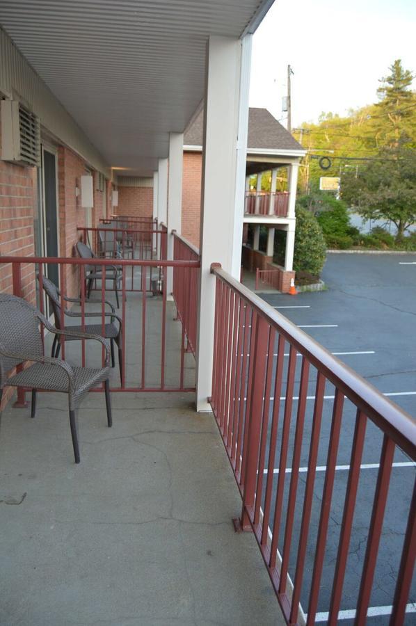 The Avenue Hotel 3*