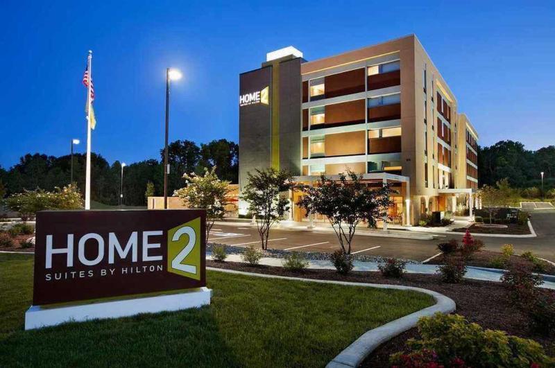 Home2 By Hilton Airport Newark