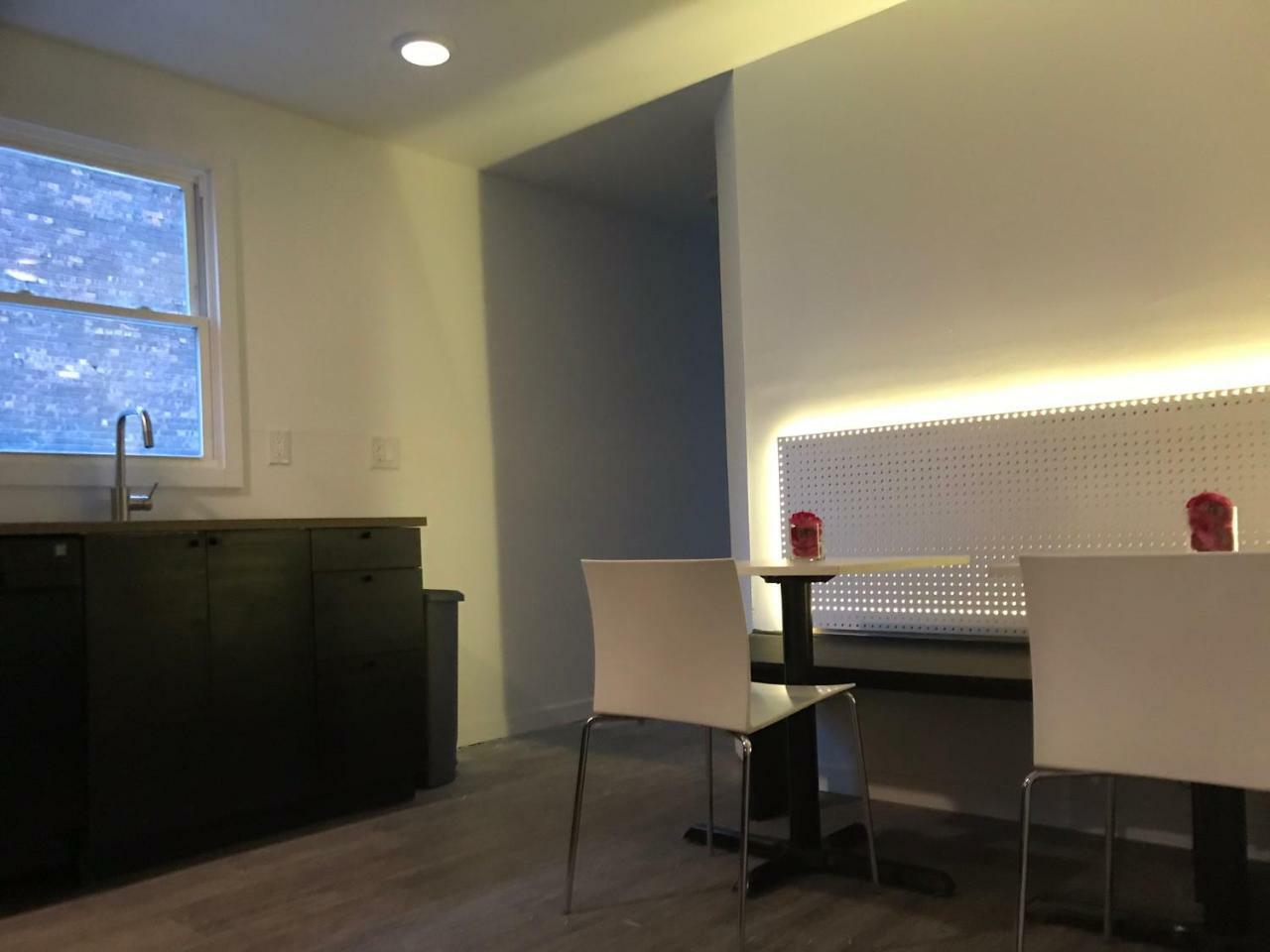 Modern Ironbound With Kitchen-fasttraintonyc-onestoptoairport * Newark