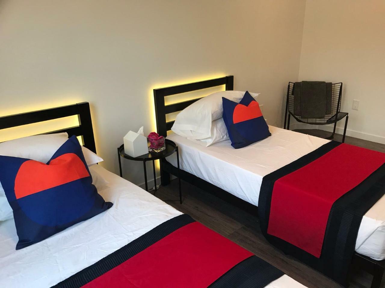 Modern Ironbound With Kitchen-fasttraintonyc-onestoptoairport