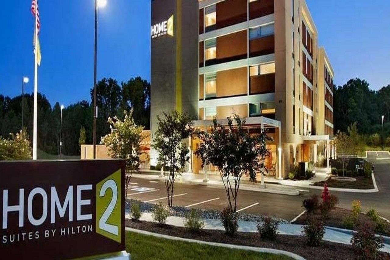 Home2 By Hilton Airport Hotel