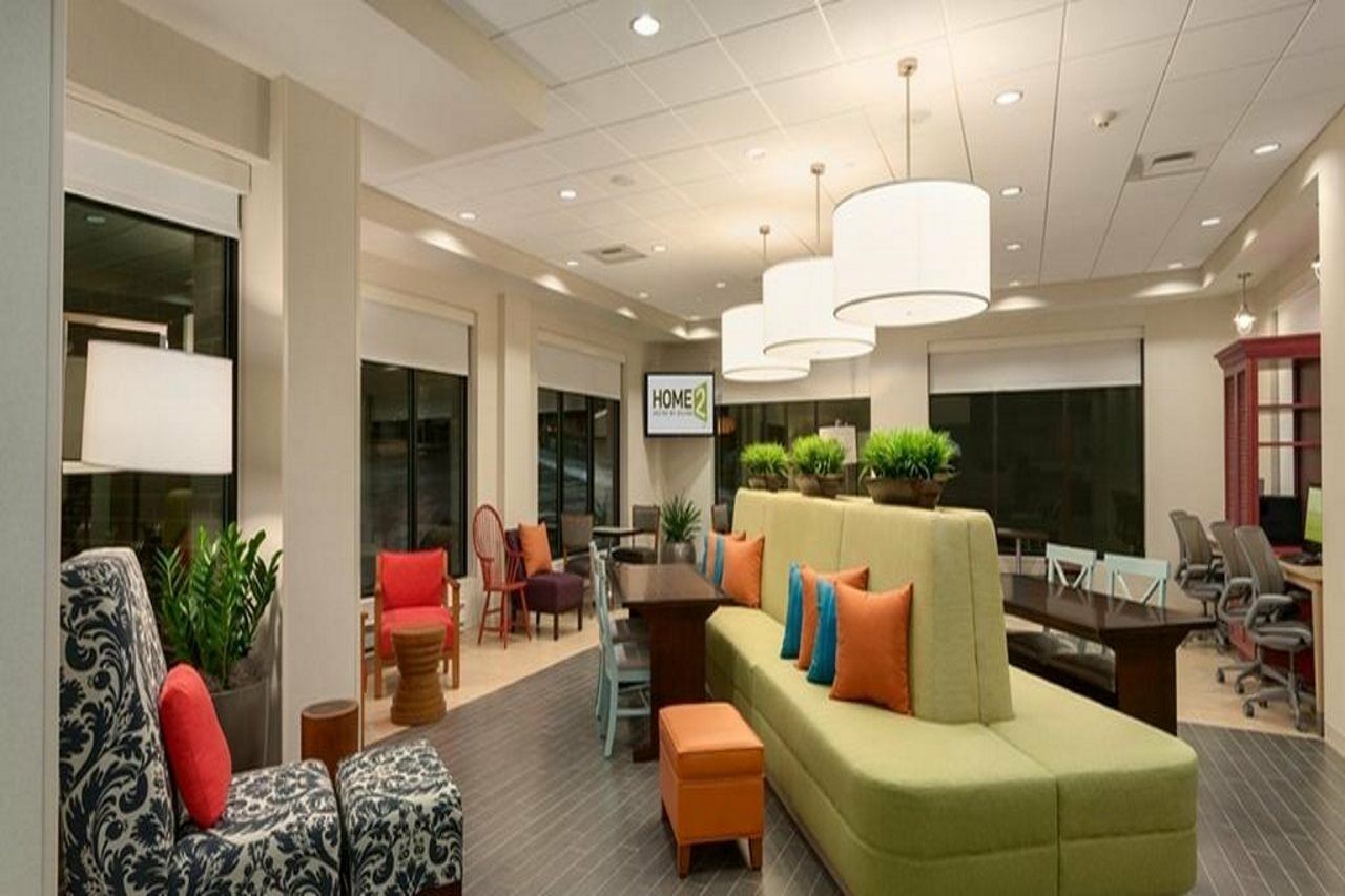 Home2 By Hilton Airport 3* Newark