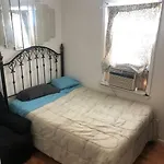 Lovely Private Rm In Newark 3 Min From Ironbound