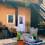 Sale!! Brick City Bungalow 20 Mins From Nyc!!