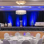 Doubletree By Hilton Hotel Newark Airport
