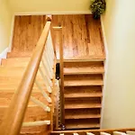 Beautifully Designed & Spacious Apartment In Newark 10Mins From Ewr Airport, Close To Nyc And Beth Israel Hospital