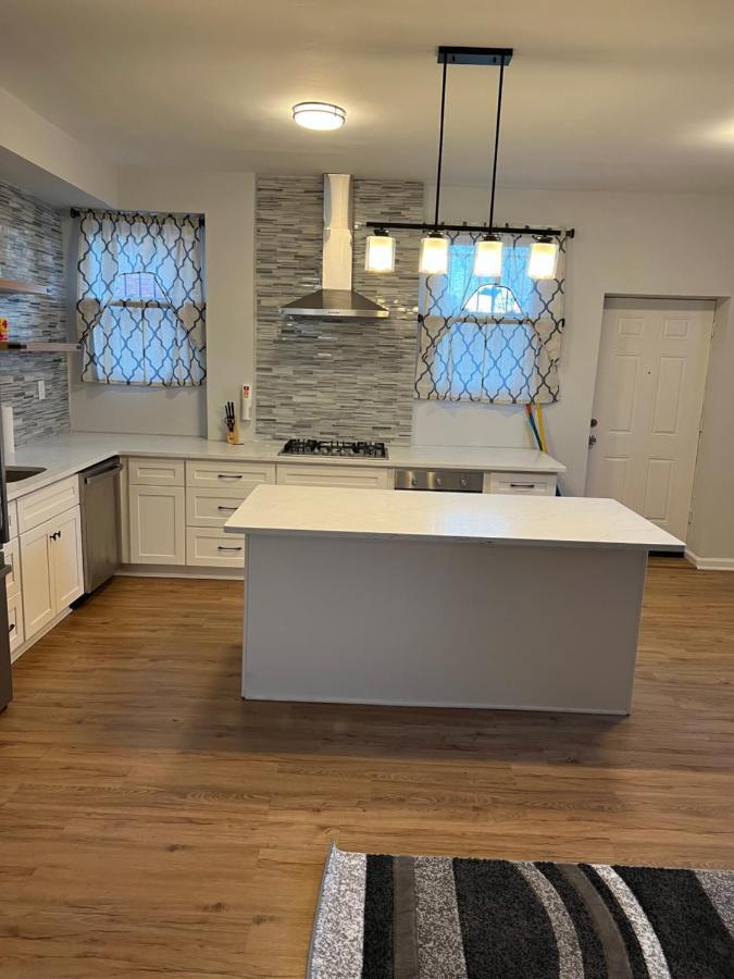 Luxurious Townhouse Near Nyc * Newark