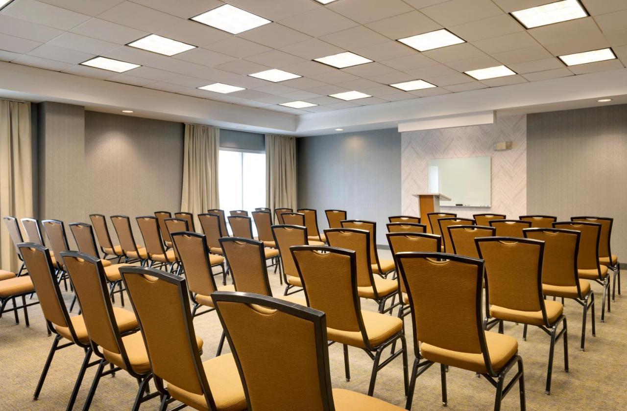 Springhill By Marriott International Airport Hotel