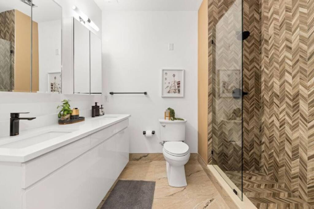 Apartment Entire Apt/2bd 2bth/amer. Dream Mall/nyc/ewr Airpt Newark